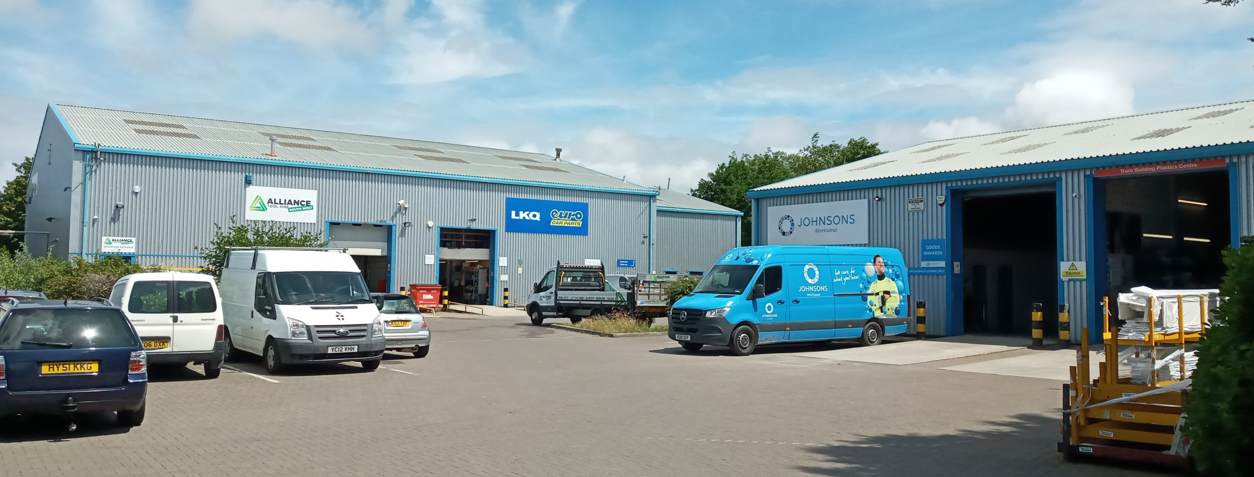 Summerfield Commercial Acquires 17,500 sq ft Truro Trade Counter Estate